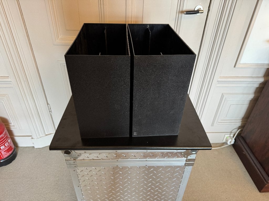 2 x Elpee LP 12" opbergsysteem zwart plastic box jaren 70 80, LP, Gebruikt, Overige genres, Ophalen of Verzenden