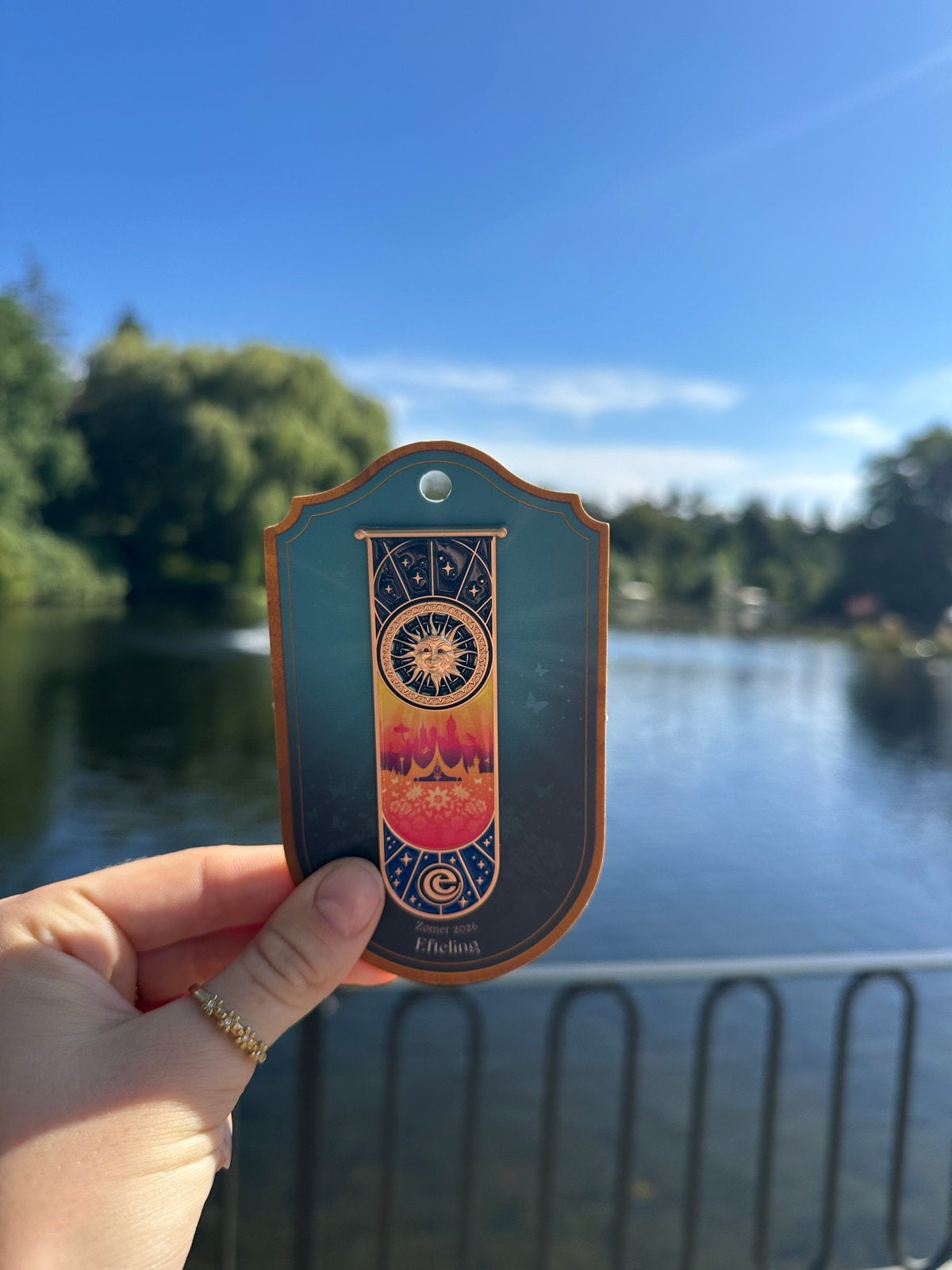 Efteling Zomer Pin Nummer 5, Ophalen of Verzenden, Nieuw, Button of Speldje