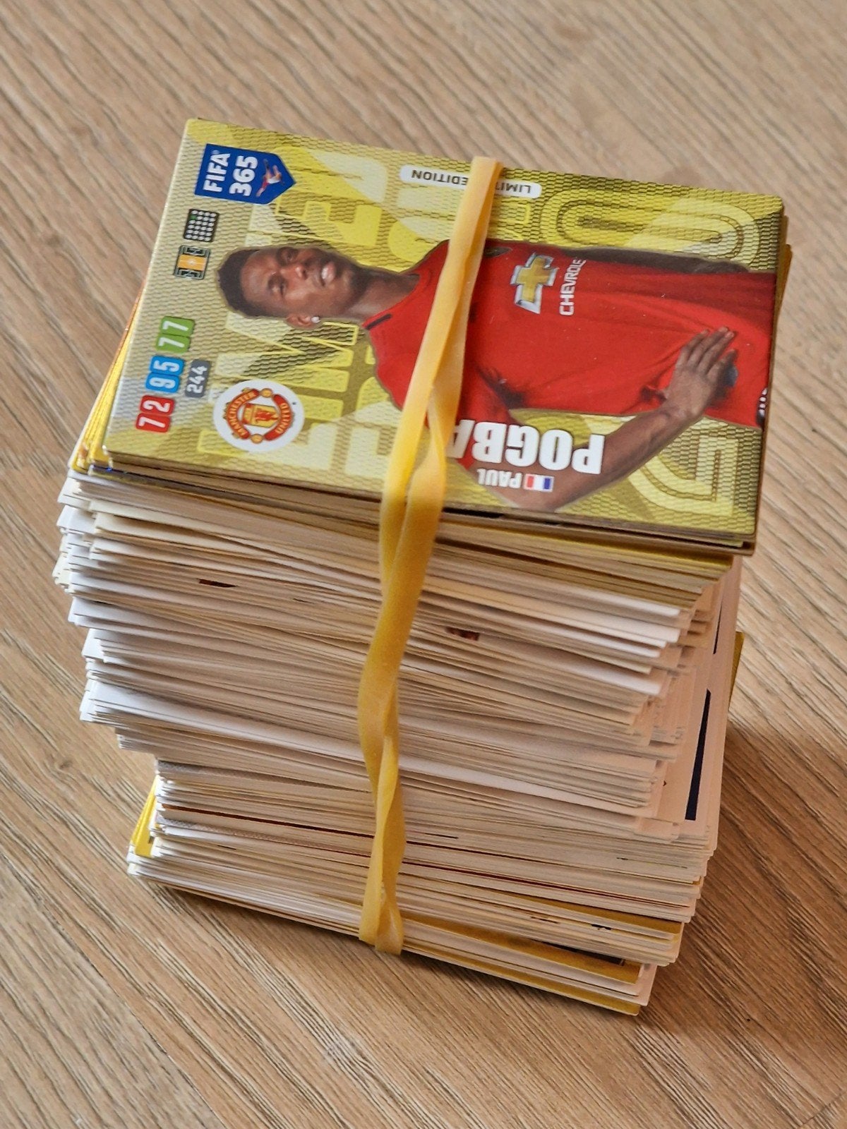 Grote verzameling FIFA 365 Adrenalyn XL spelerskaarten, Ophalen of Verzenden, Gebruikt, Buitenlandse clubs, Spelerskaart