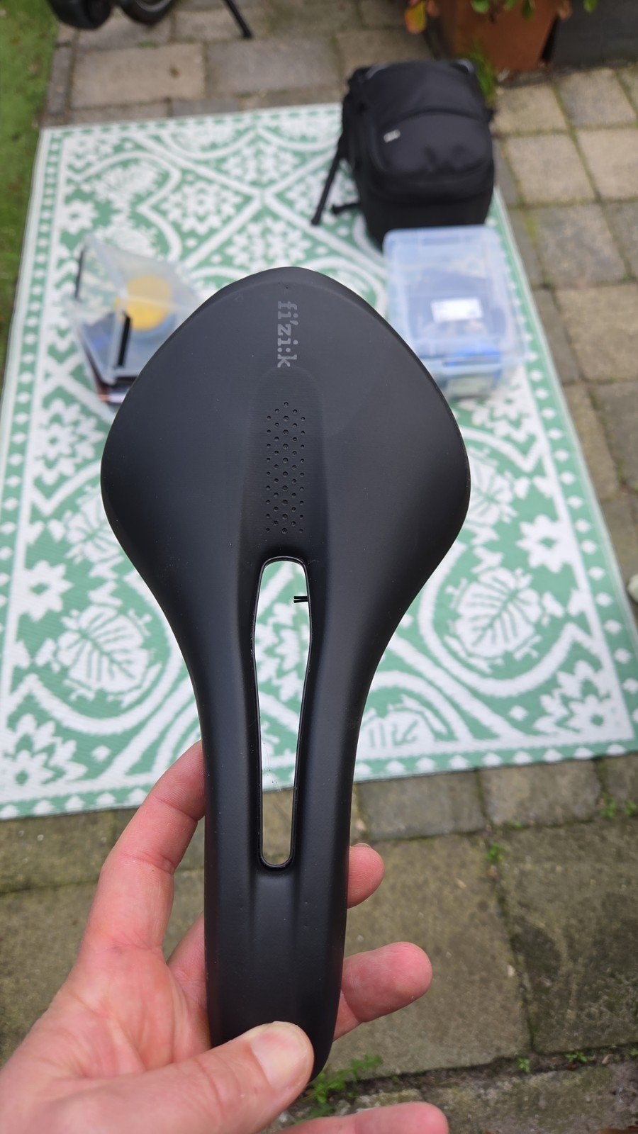 Fizik Tempo Aliante R3 zadel - Ongebruikt 145mm, Gravelbike, Nieuw, Ophalen of Verzenden, Zadel