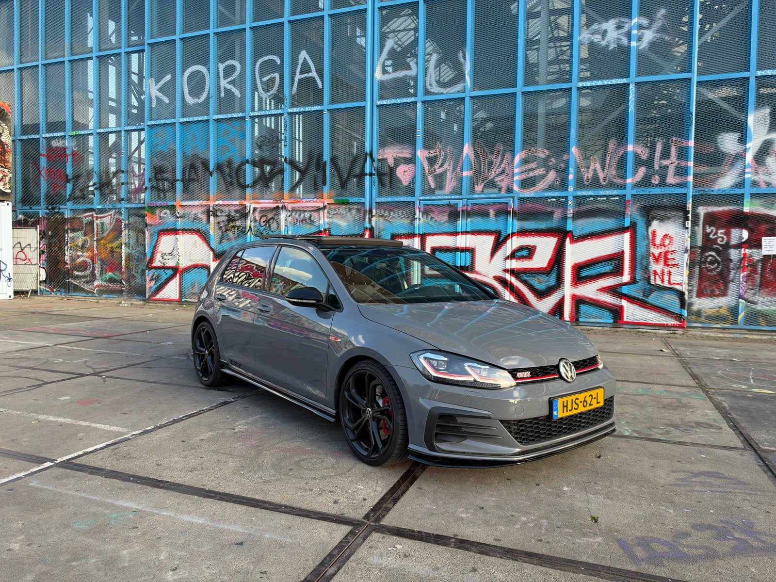 Volkswagen Golf 7.5 GTI TCR | 2019 | Pure Grey | Pano |, Auto's, Zwart, 4 cilinders, 1984 cc, Verwarmde buitenspiegels