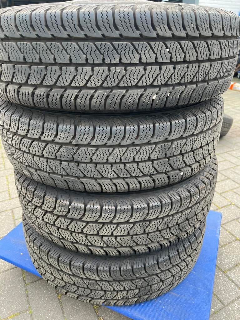 Dubbellucht sprinter crafter velgen met winterbanden, Velg(en), 16 inch, 195 mm, Bestelwagen