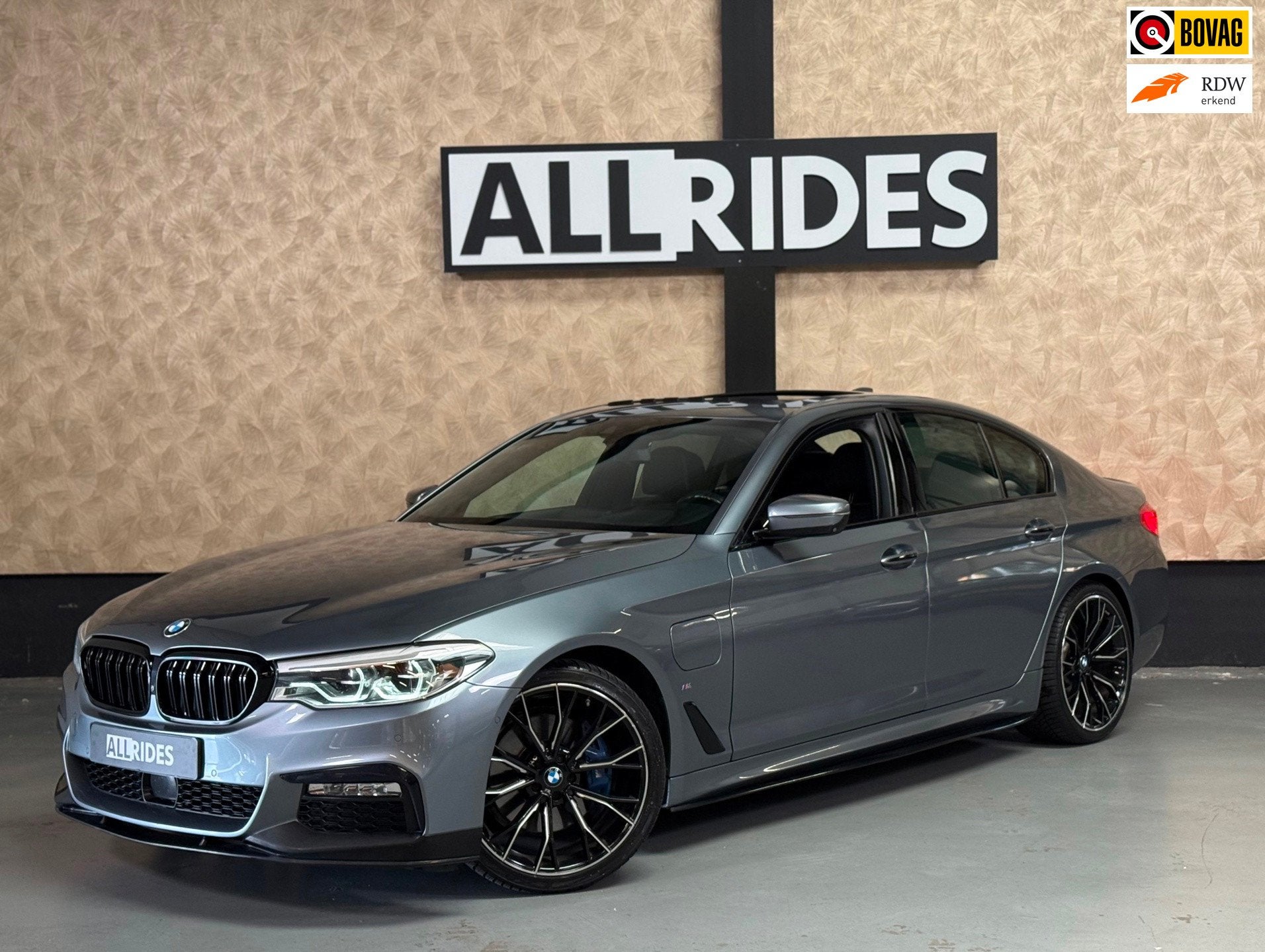 BMW 5-serie 530e iPerformance High Executive | Stoelverwarmi, Auto's, Automaat, Achterwielaandrijving, Gebruikt, 4 cilinders