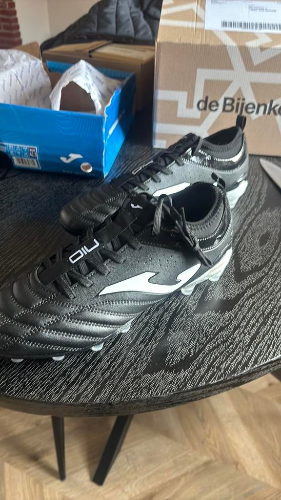 Voetbal schoenen joma nieuw!!!, Ophalen, Zo goed als nieuw, Schoenen