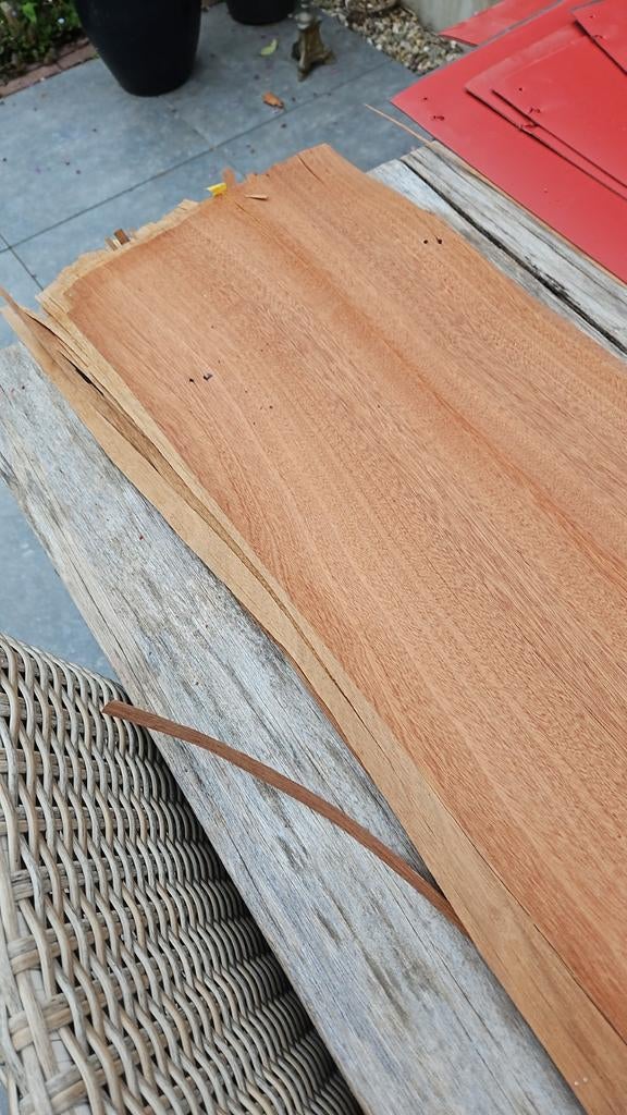 Fineer waarschijnlijk meranti, Doe-het-zelf en Verbouw, Hout en Planken, Ophalen, Overige houtsoorten, Minder dan 25 mm, Minder dan 200 cm