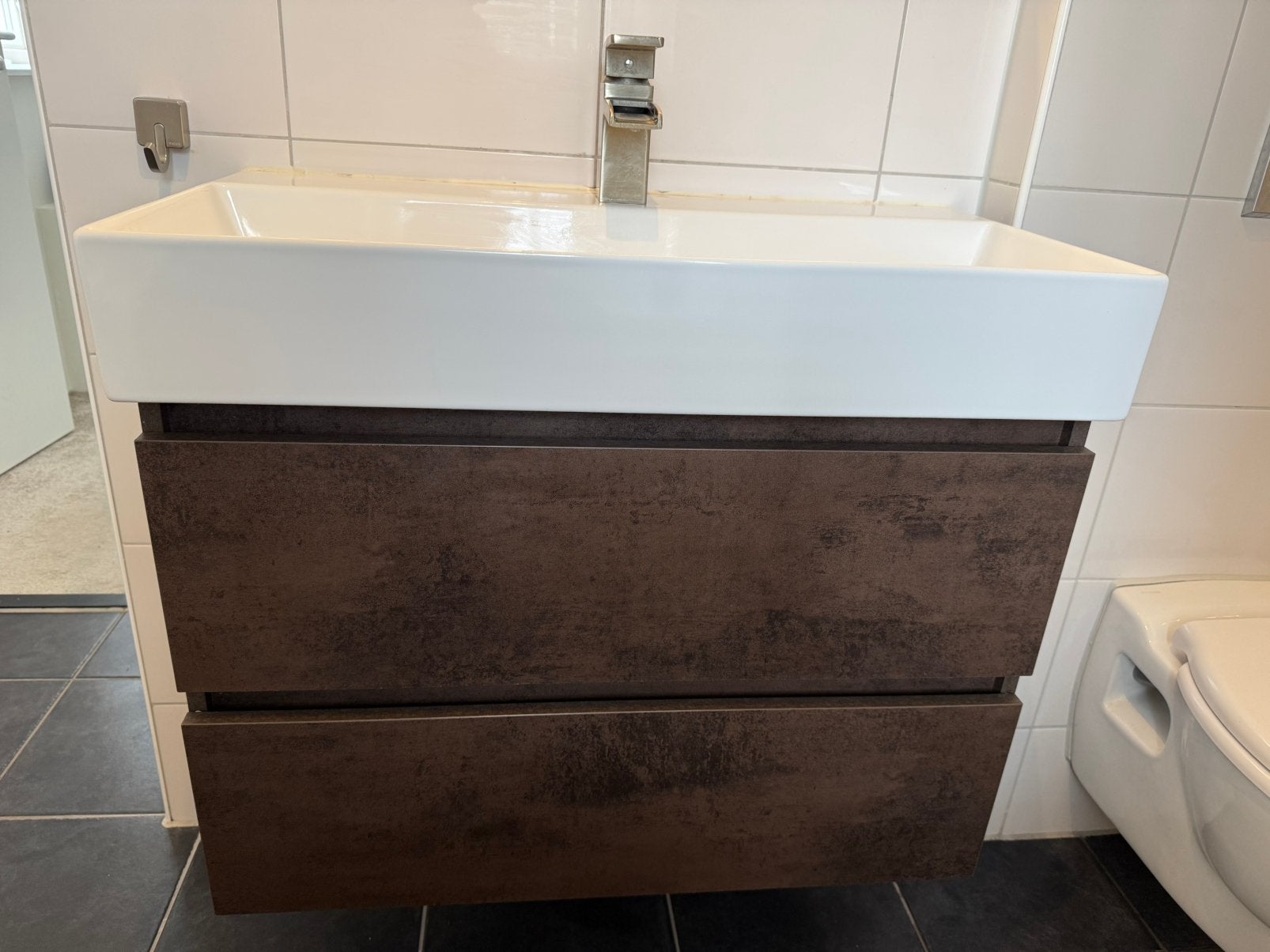 Nette wastafel - badkamermeubel, Zo goed als nieuw, Minder dan 100 cm, Wasbak of Wastafel, 25 tot 50 cm