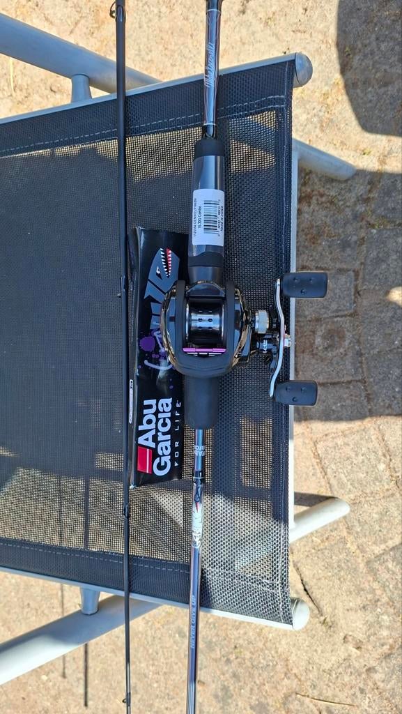 Abu Garcia Gen Ike Low Profile Reel Combo LH 1,98m (10-30g), Ophalen of Verzenden, Nieuw
