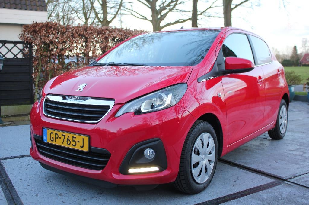 PEUGEOT 108 MET ZIJSCHADE / 54.000 KM. Inruil mogelijk., Auto diversen, Schadeauto's, Ophalen, Handgeschakeld, 1000 cc, Benzine
