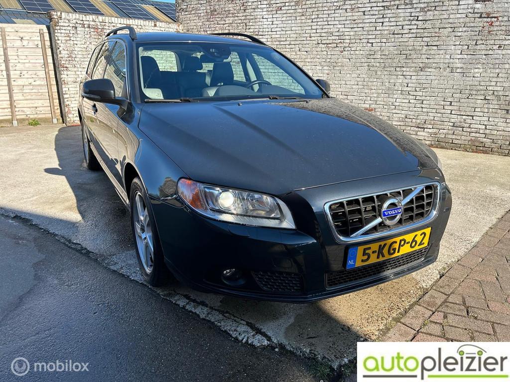 Volvo V70 1.6 T4 Nordic, trekhaak, leer automaat, Auto's, Euro 5, 4 cilinders, 179 pk, Automatische klimaatregeling