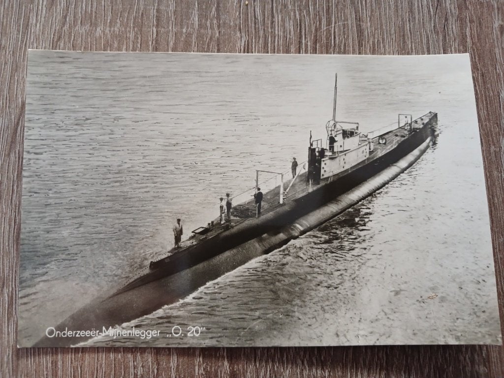 Ongelopen ansichtkaart van de O20 Onderzeeboot/mijnenlegger, Ophalen of Verzenden, Marine, Nederland, Foto of Poster