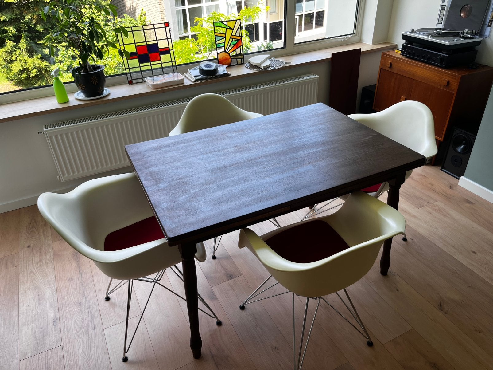 Vitra eames eetkamer stoelen (4x) - DAR / kuip stoel, Ophalen, Kunststof, Gebruikt, Wit