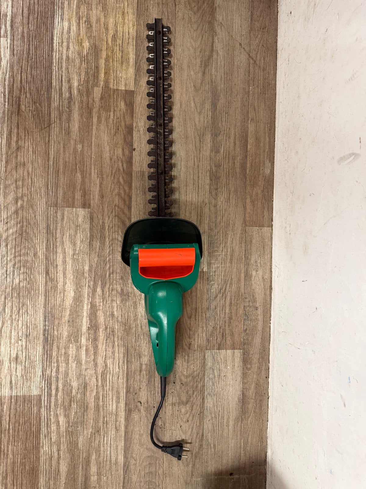 Black & Decker GT350 elektrische heggenschaar 51cm, Tuin en Terras, Ophalen, Gebruikt, Elektrisch