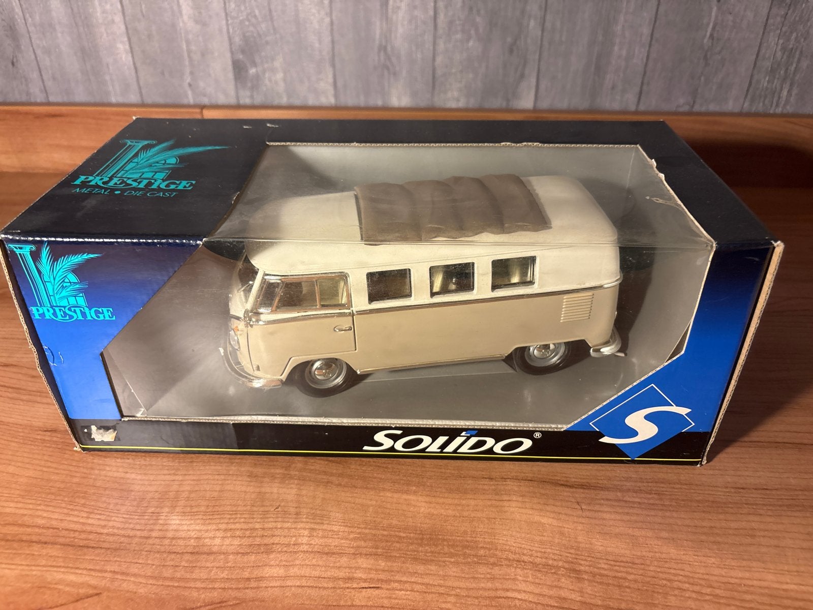 VW T1 Bus Schaalmodel 1:18 - Solido Prestige - Nieuw, Hobby en Vrije tijd, Ophalen, Nieuw, Auto, Solido