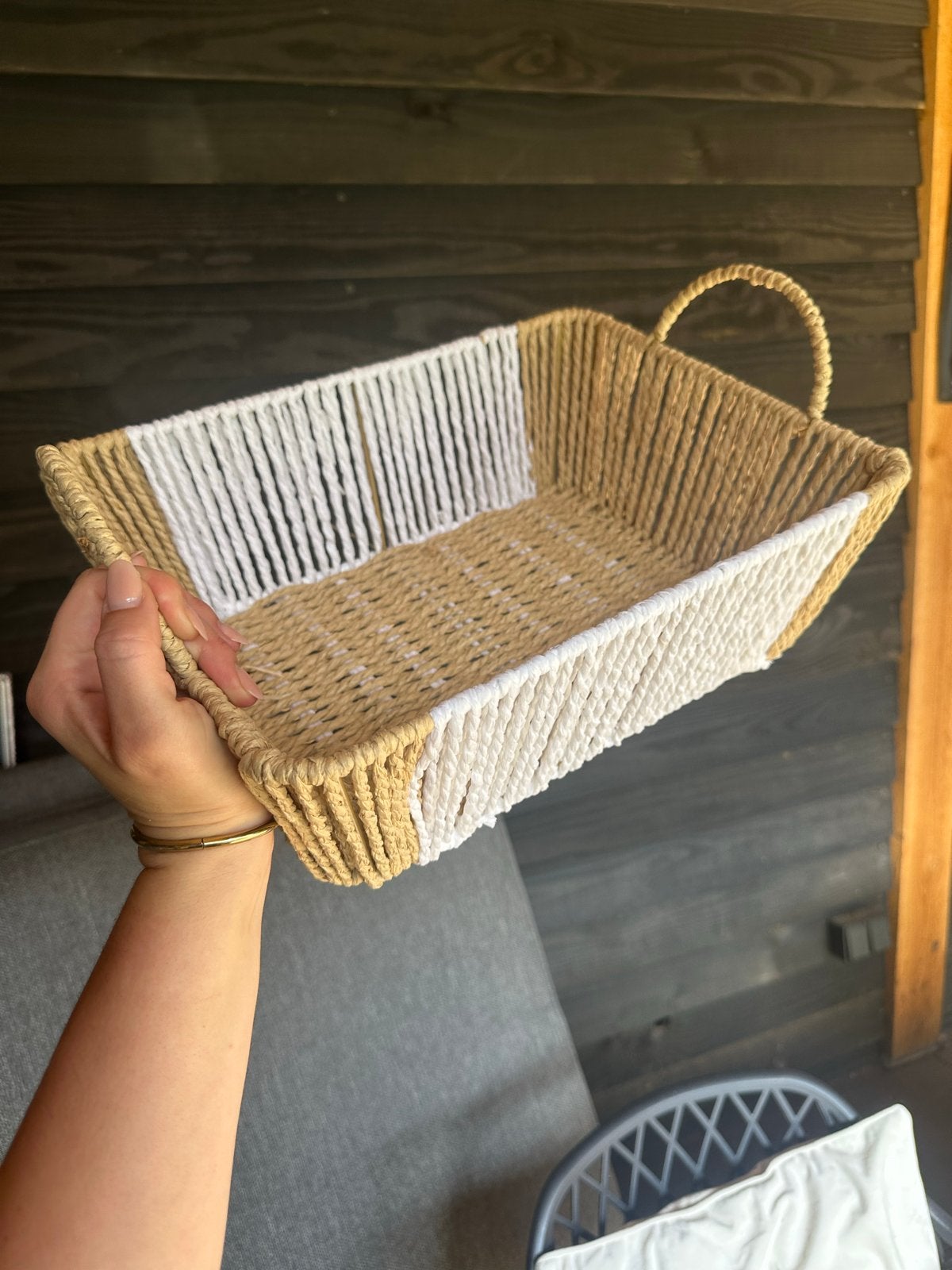 Nieuwe Rotan Mand met Handvaten - Beige Wit, Huis en Inrichting, Met handvatten, Mand, Nieuw, Ophalen of Verzenden