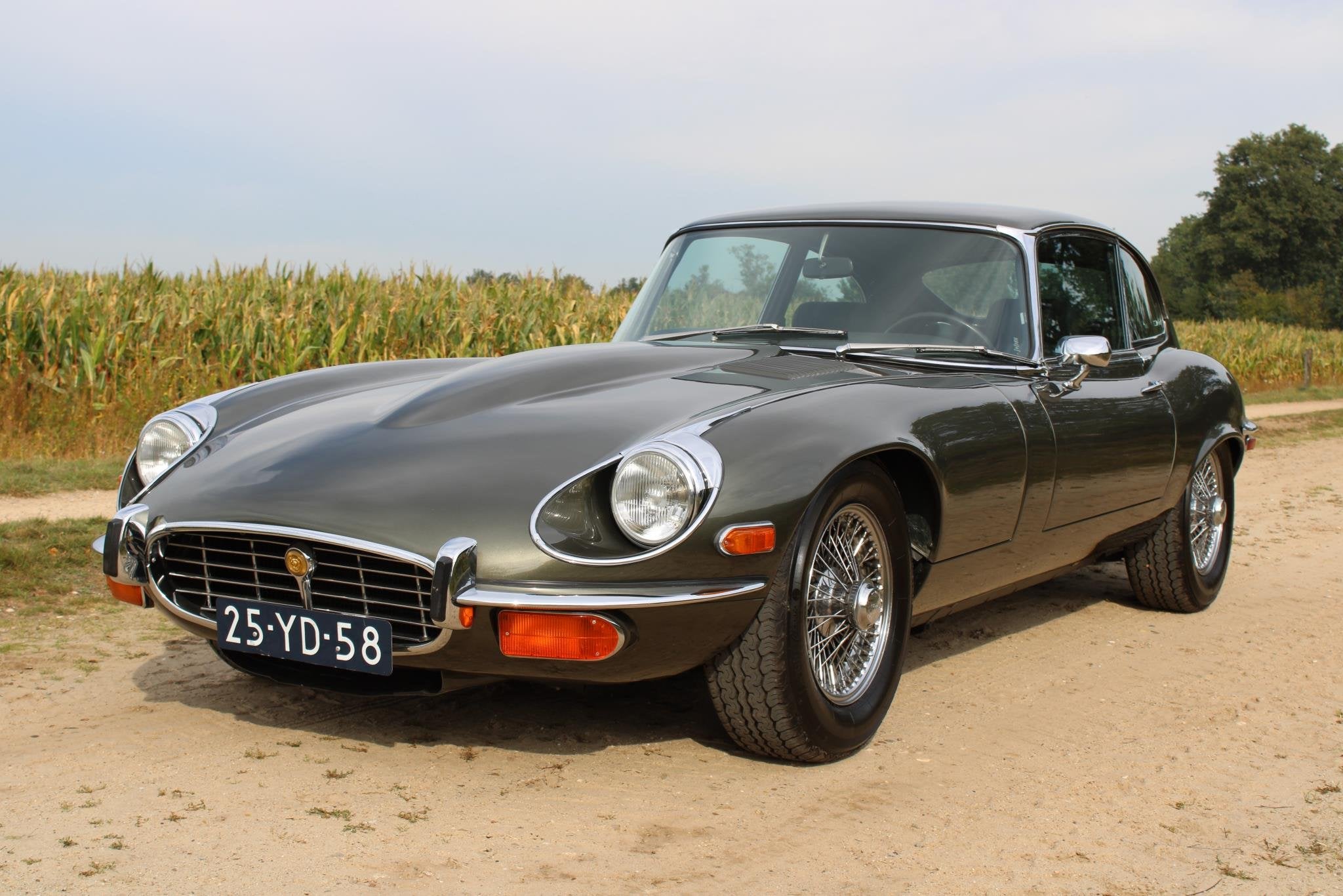Jaguar "E" Type 5.3 V12 Nederlands mooiste Jaguar E-Type FHC, foto 4