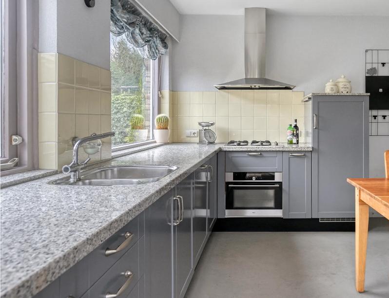 Keuken te koop, Huis en Inrichting, Keuken | Complete keukens, Ophalen, Gebruikt, Hoekkeuken, Kunststof