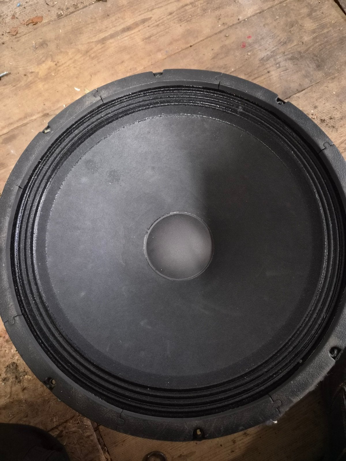 18 inch sub master audio, Ophalen of Verzenden, Gebruikt, 500 tot 1000 watt, P.A.
