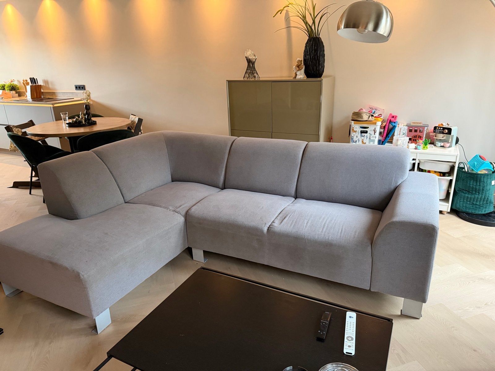 Grafis af te halen! Grote hoekbank - 250x180 cm, Ophalen, 250 tot 300 cm, Gebruikt, Minder dan 75 cm
