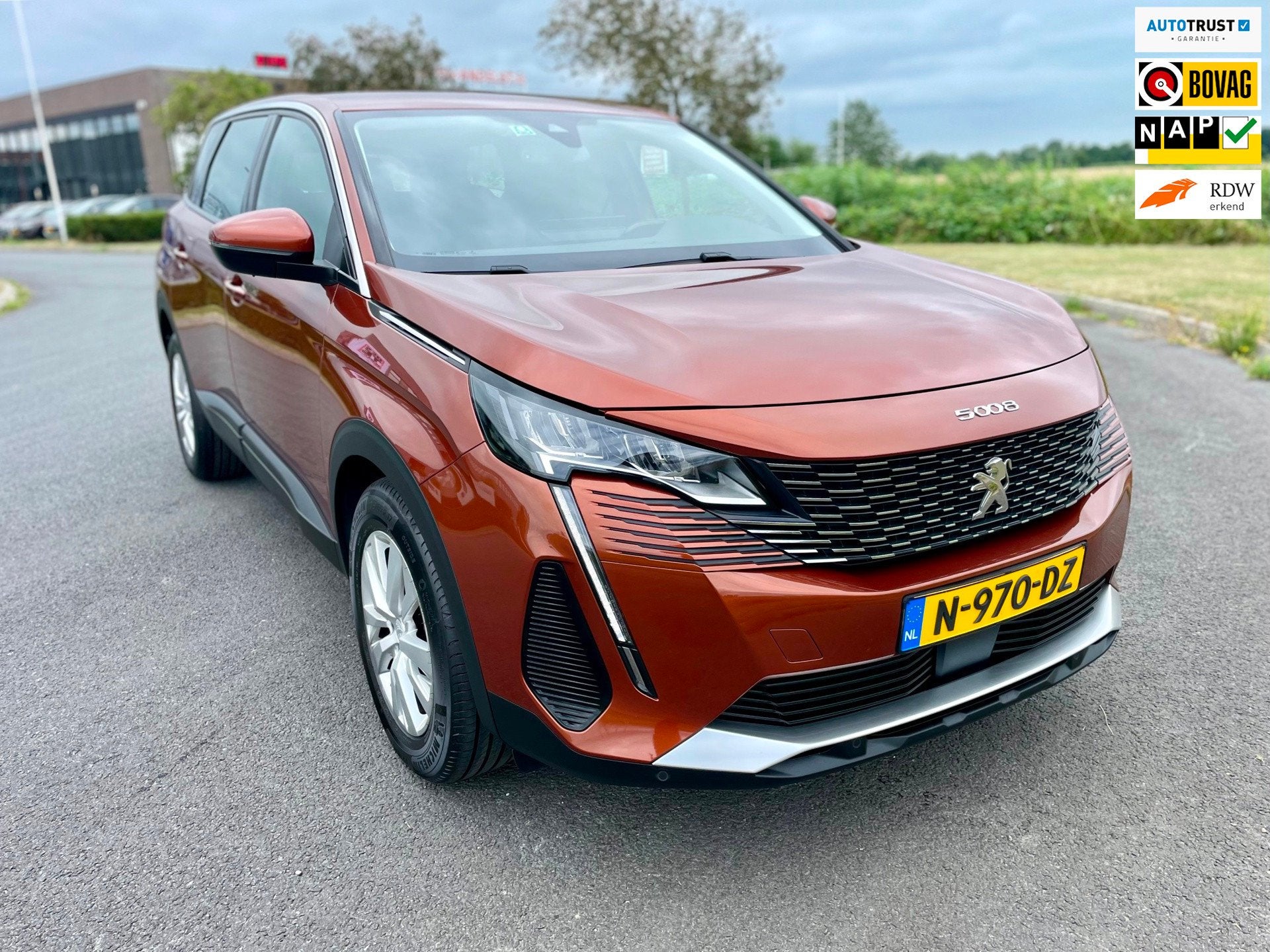 Peugeot 5008 1.2 PureTech Blue Lease Active Aut, Cam, Navi,, Auto's, Peugeot, Stof, Gebruikt, Euro 6, 1199 cc