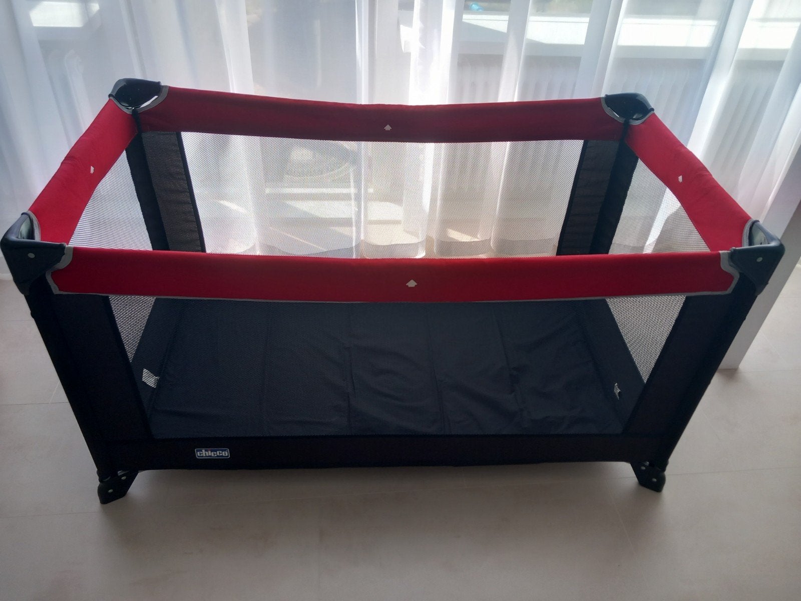 Chicco Box/Campingbedje - Compact en Handig, Kinderen en Baby's, Boxen, Zo goed als nieuw, Rechthoekig, Ophalen of Verzenden