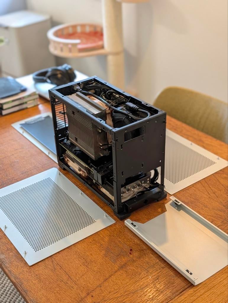 High-end Mini-ITX game PC - Custom SFF build, Ophalen, Gebruikt, Zelf gebouwde pc, Virtual Reality