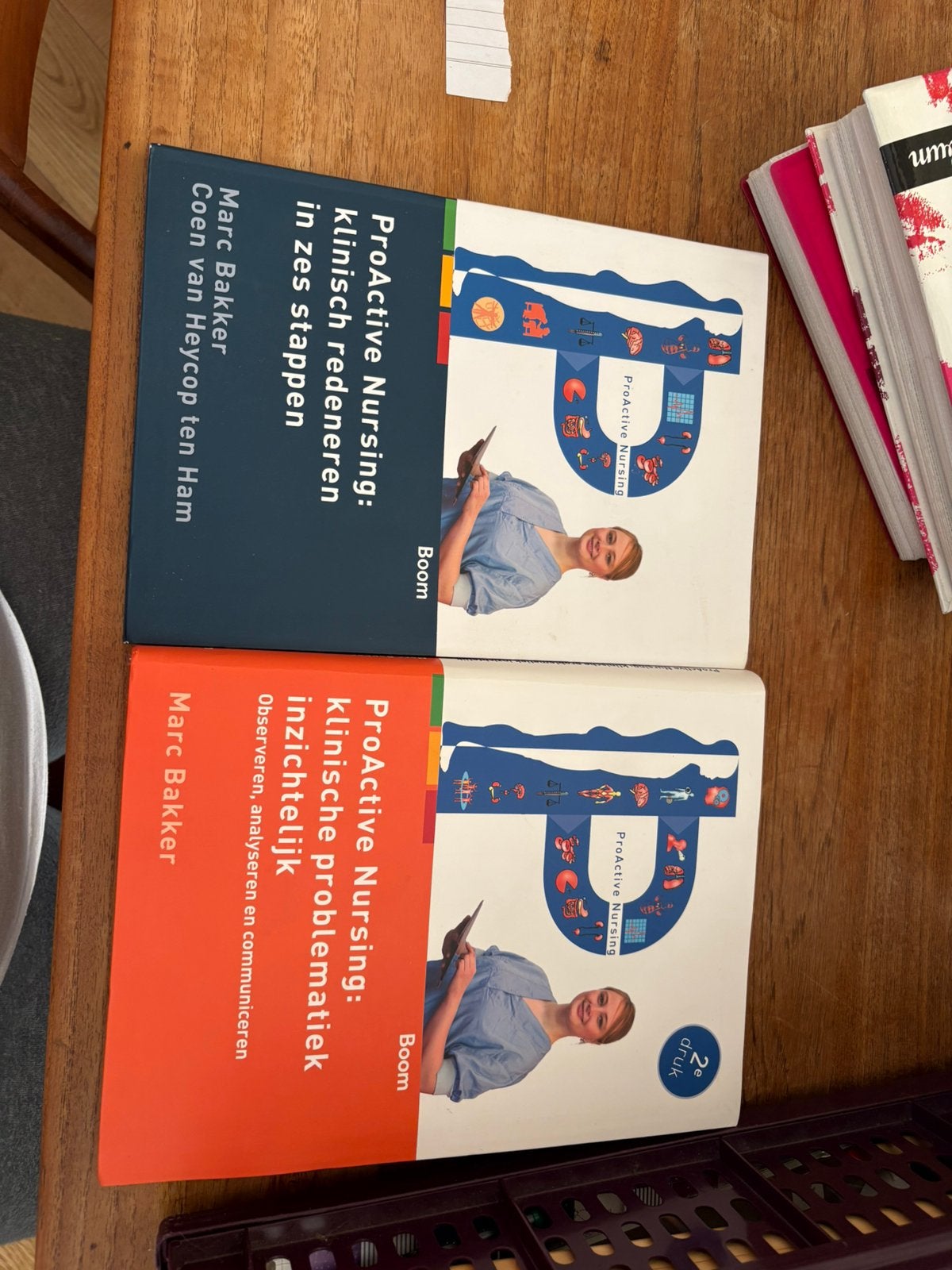 ProActive nursing opleiding boeken, Ophalen of Verzenden, Beta, Zo goed als nieuw, MBO