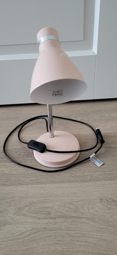 Roze bureaulamp met flexibele arm, Ophalen, Zo goed als nieuw, Minder dan 50 cm