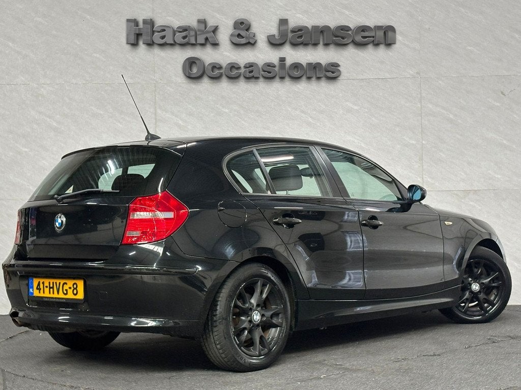 BMW 1-serie 116i Business Line - Cruise - Radio - Airco, 1-Serie, Achterwielaandrijving, Gebruikt, 1599 cc