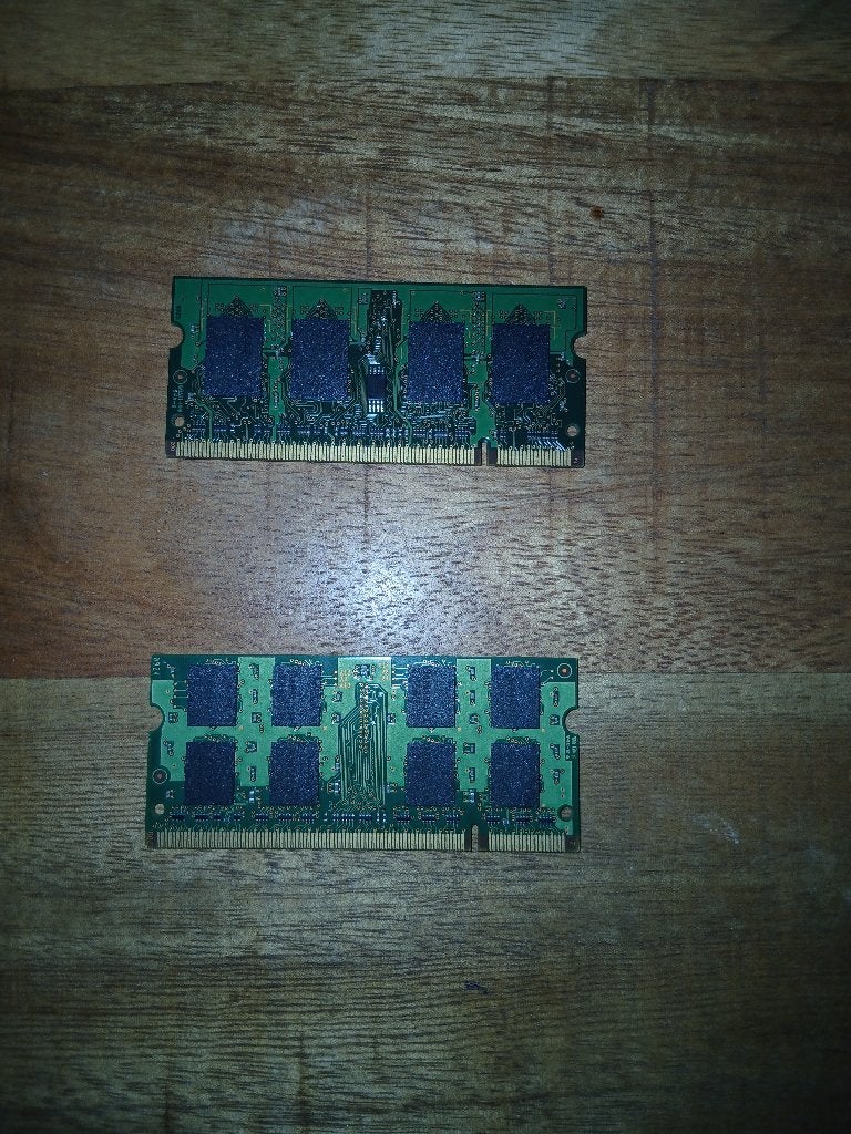 RAM geheugen, Computers en Software, RAM geheugen, Gebruikt, Ophalen of Verzenden, DDR2, 2 GB
