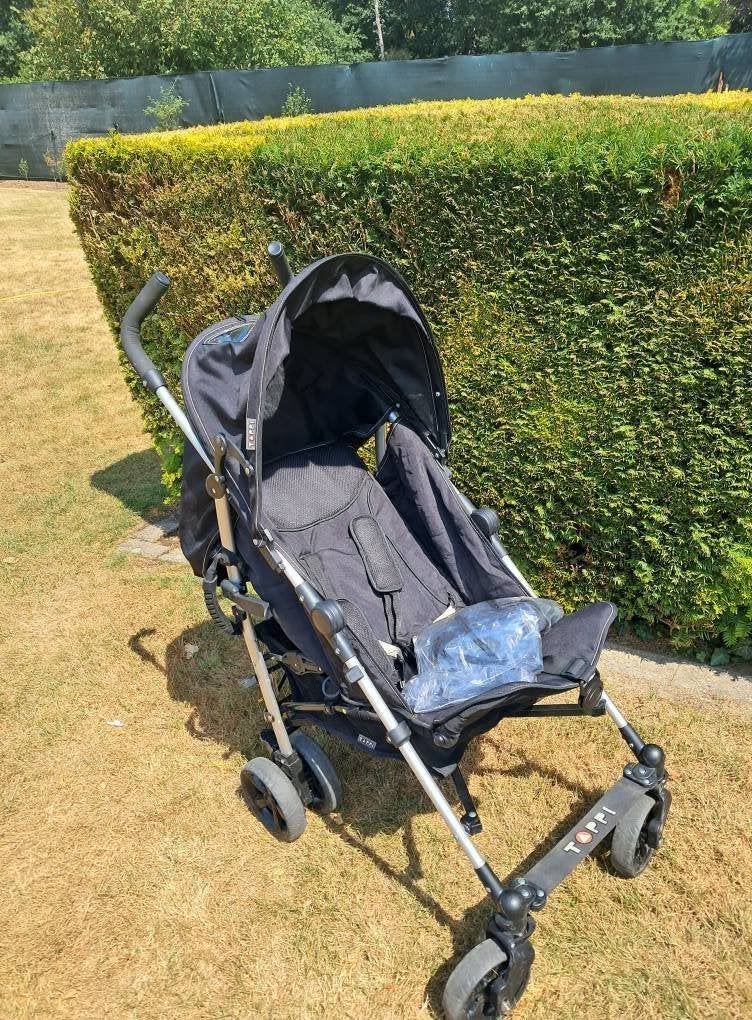 Plooibuggy met stevige banden en regenhoes, Kinderen en Baby's, Buggy's, Ophalen, Gebruikt, Overige merken, Regenhoes