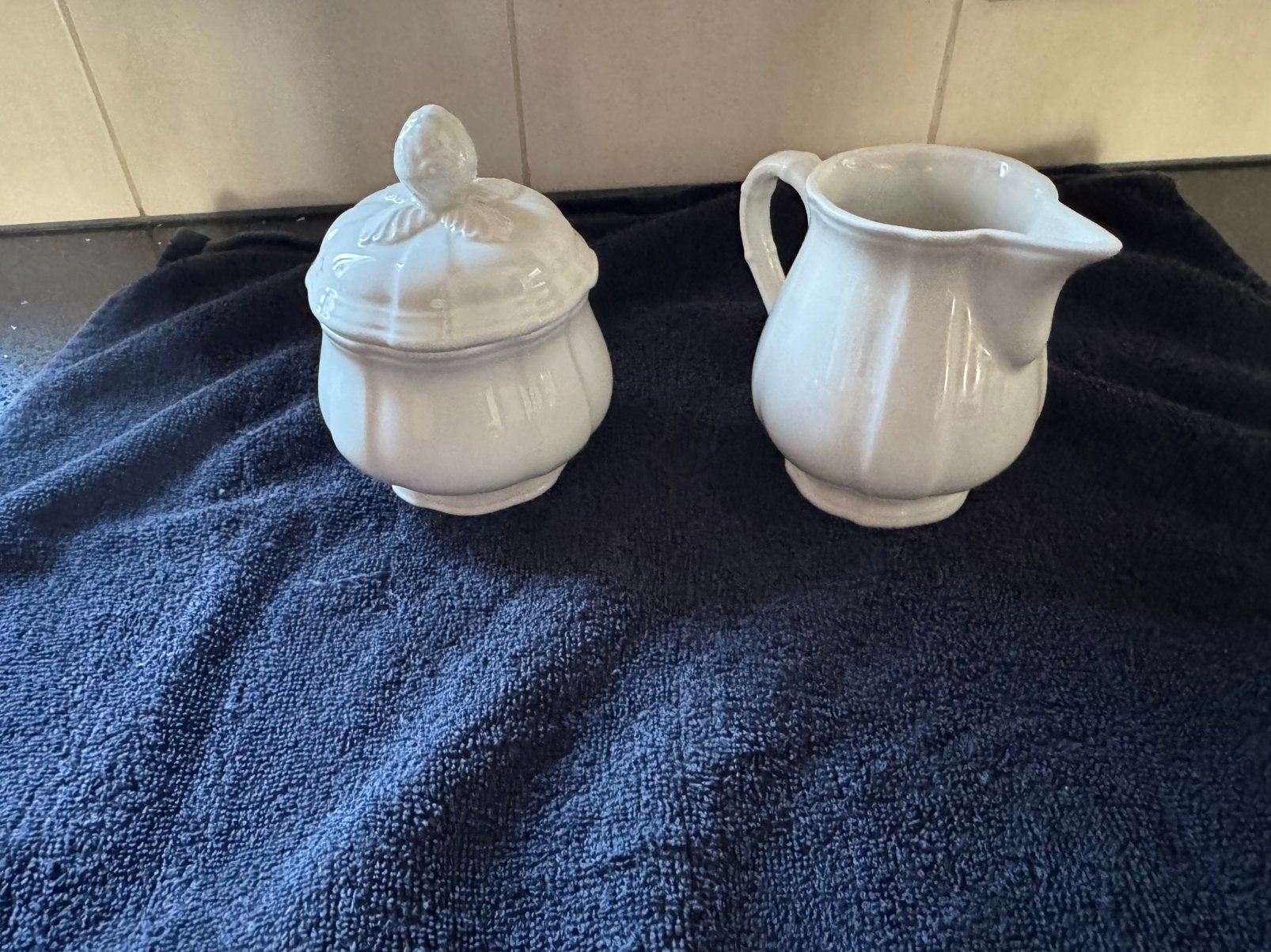Villeroy & Boch Manoir  Suikerpotje en melkkannetje, Antiek en Kunst, Ophalen