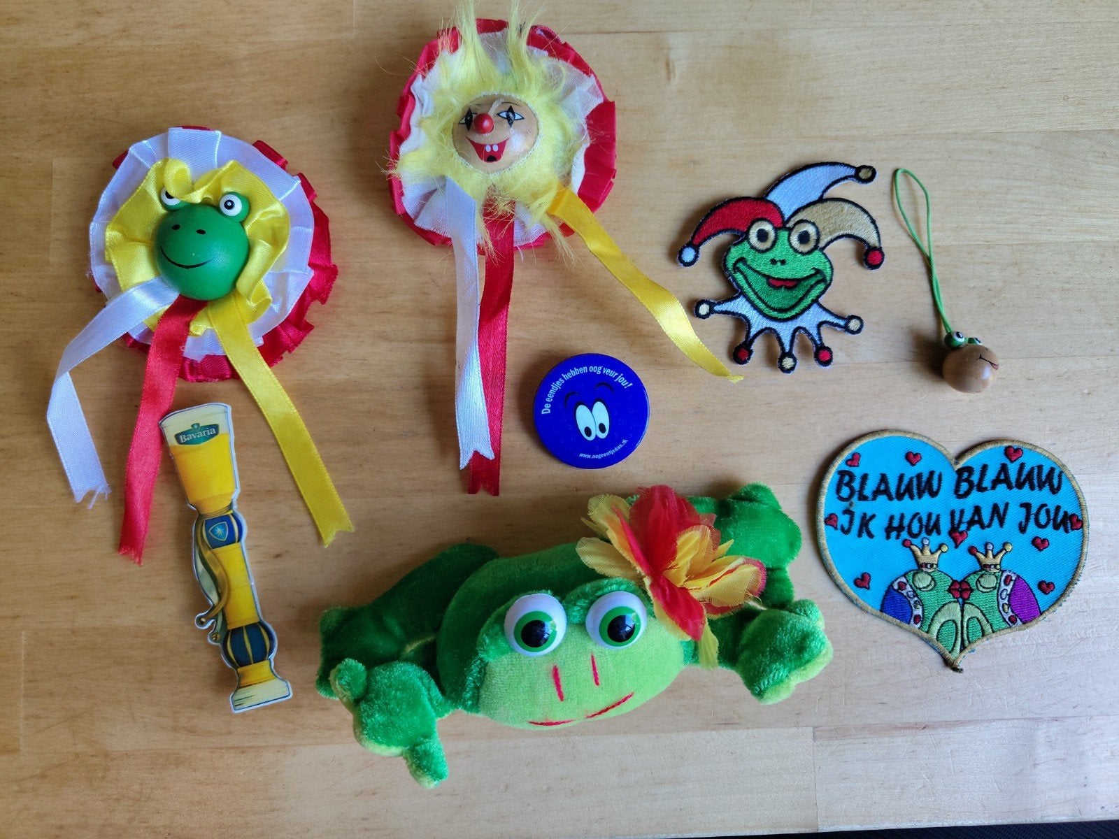 Oeteldonk versiering, kikker en patches voor op kiel jasje, Ophalen of Verzenden, Zo goed als nieuw, Carnaval, Accessoires