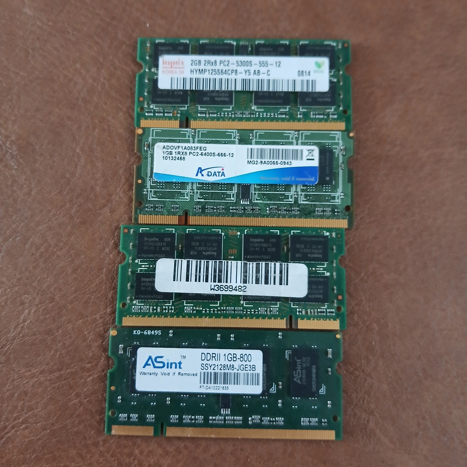 Diverse DDR2 RAM Geheugenmodules (1GB & 2GB), Computers en Software, RAM geheugen, Gebruikt, Server, 2 GB, DDR2, Ophalen of Verzenden