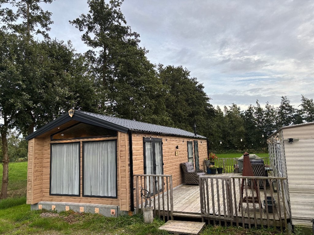 Stacaravan 11 x 4 meter + optie 2e stacaravan en veranda, Tot en met 4