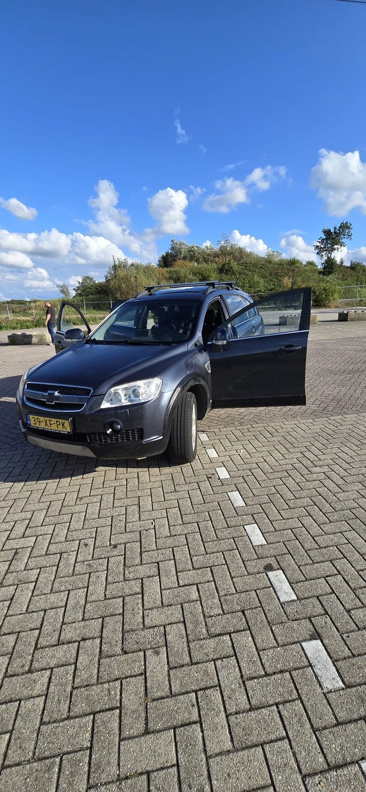 Chevrolet Captiva 3.2 4WD AUT 2007 Grijs, 1780 kg, 3195 cc, Zwart, 2000 kg