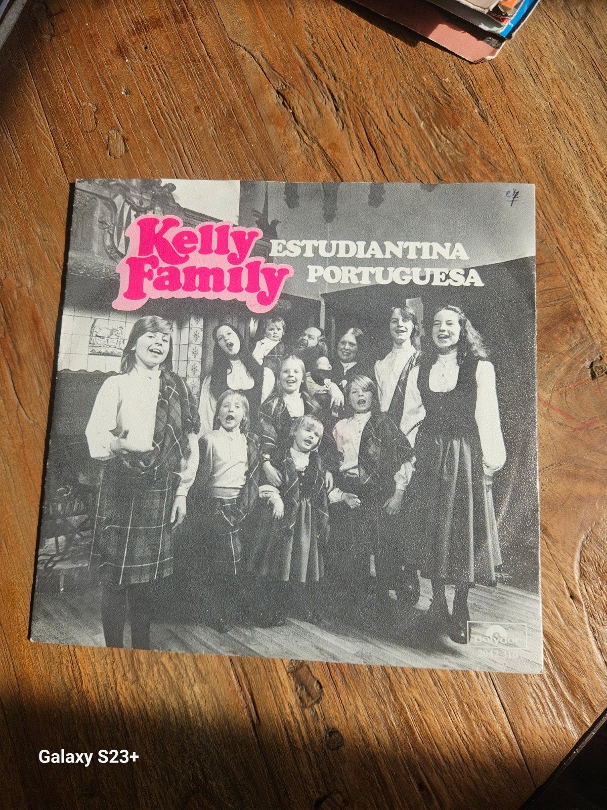 The Kelly Family - Estudiantina Portuguesa (Single), 7 inch, Ophalen of Verzenden, Zo goed als nieuw, Pop
