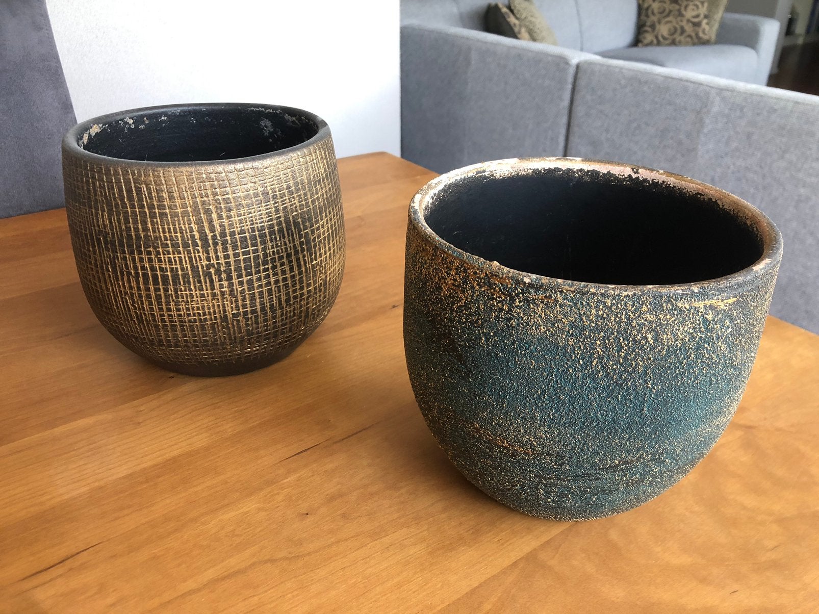2 aardewerk bloempotten, Rond, Ophalen of Verzenden, Zo goed als nieuw, Aardewerk