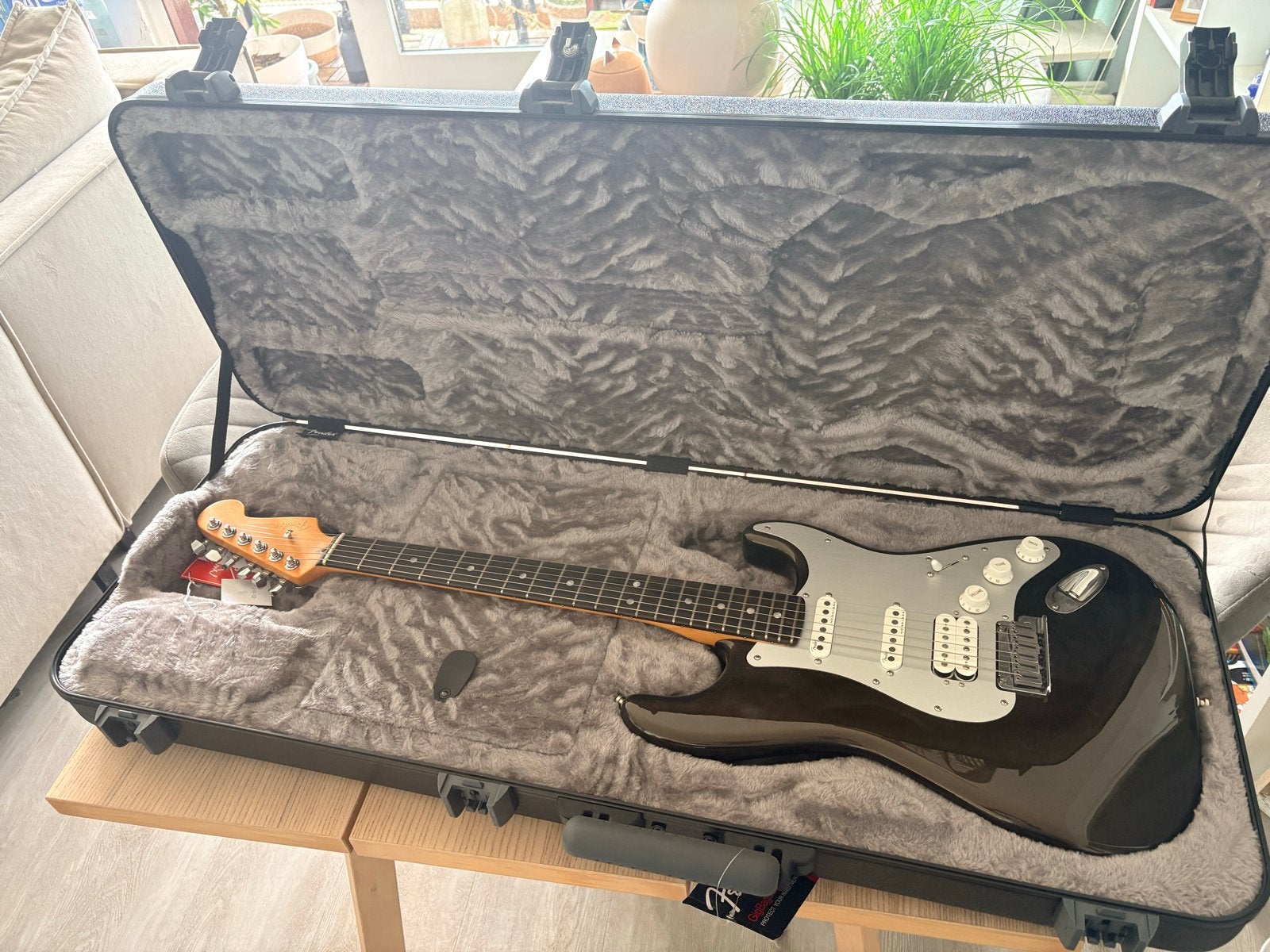 Fender American Ultra 2 HSS Stratocaster, Ophalen, Zo goed als nieuw, Solid body, Fender