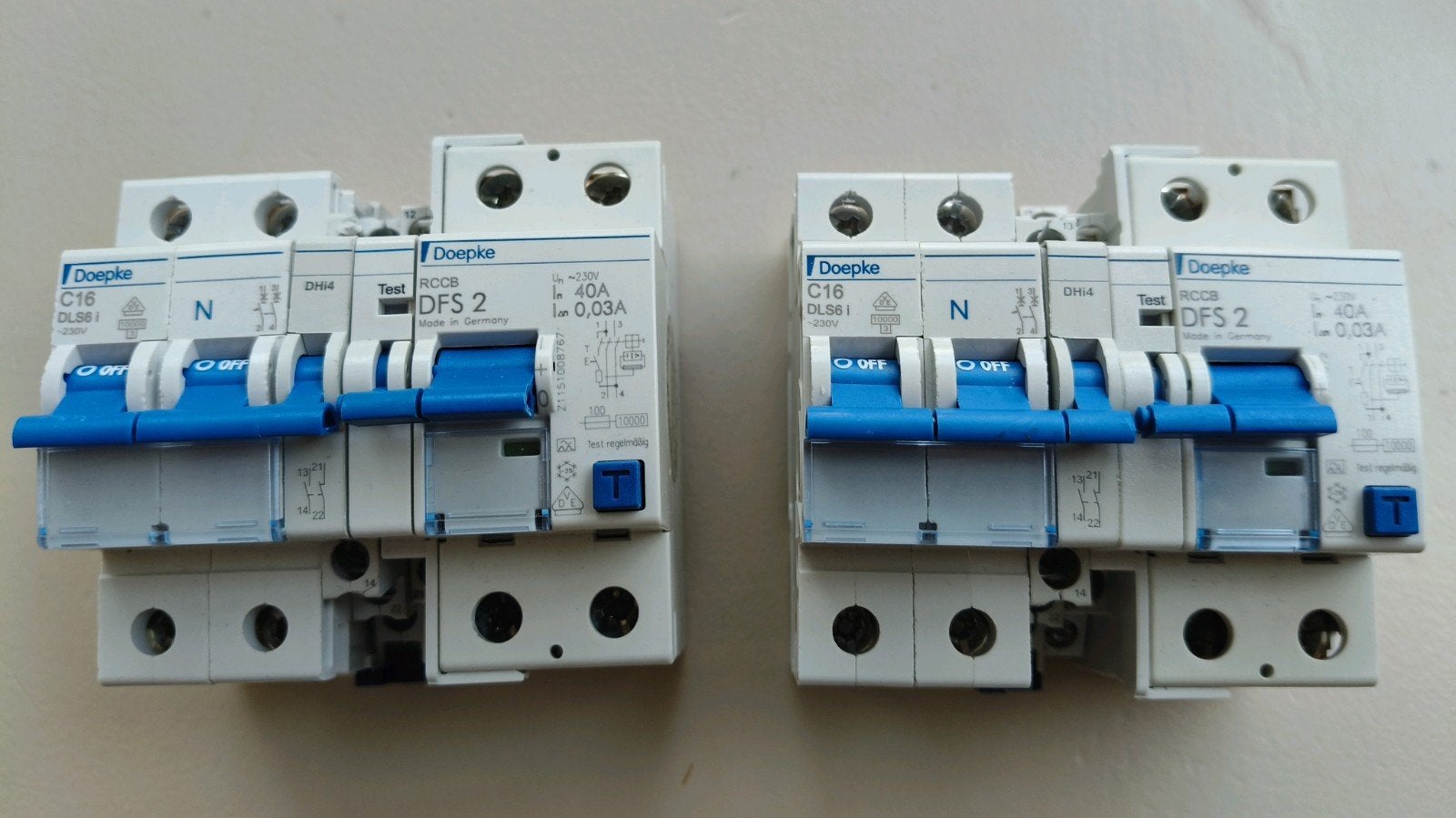 2x Doepke installatieautomaat C16 met RCCB 40A, Verzenden, Gebruikt, Installatieautomaat