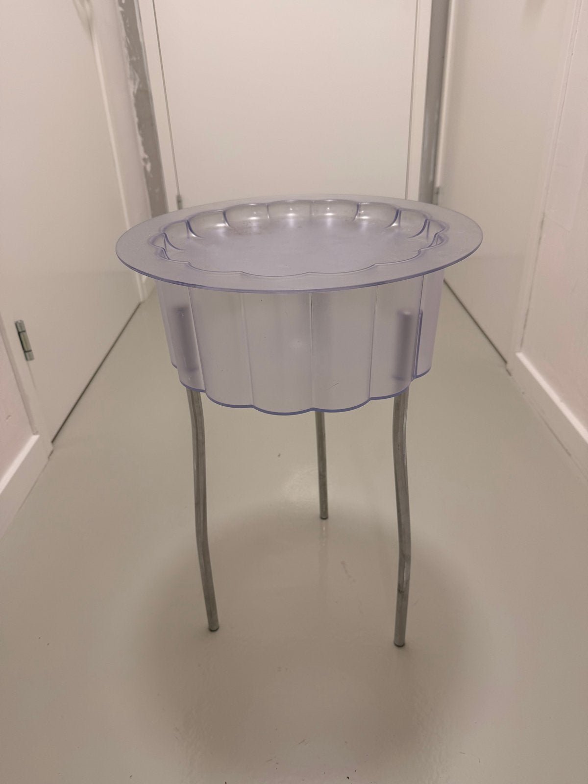 IKEA Design Tafeltje  Hattan, Huis en Inrichting, Rond, Zo goed als nieuw, Ophalen, 45 tot 60 cm
