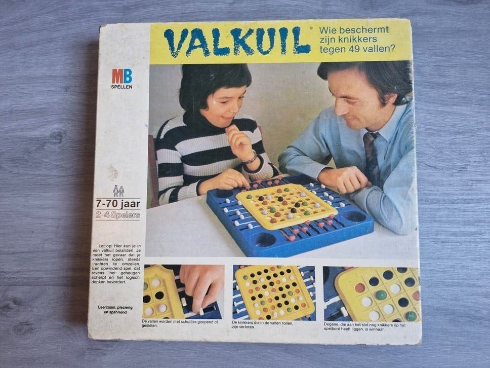 Valkuil spel van MBspellen, Hobby en Vrije tijd, Gezelschapsspellen | Bordspellen, Drie of vier spelers, Ophalen of Verzenden