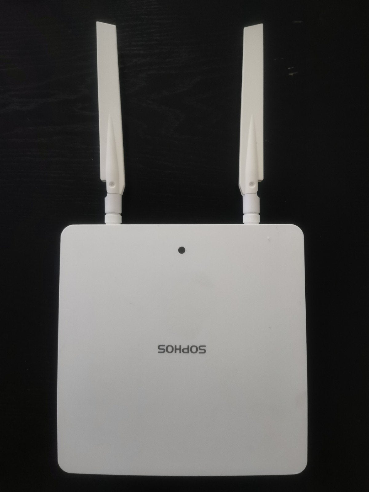 Sophos Router/Access Point - Nieuwstaat, Computers en Software, Routers en Modems, Ophalen of Verzenden, Zo goed als nieuw, Router
