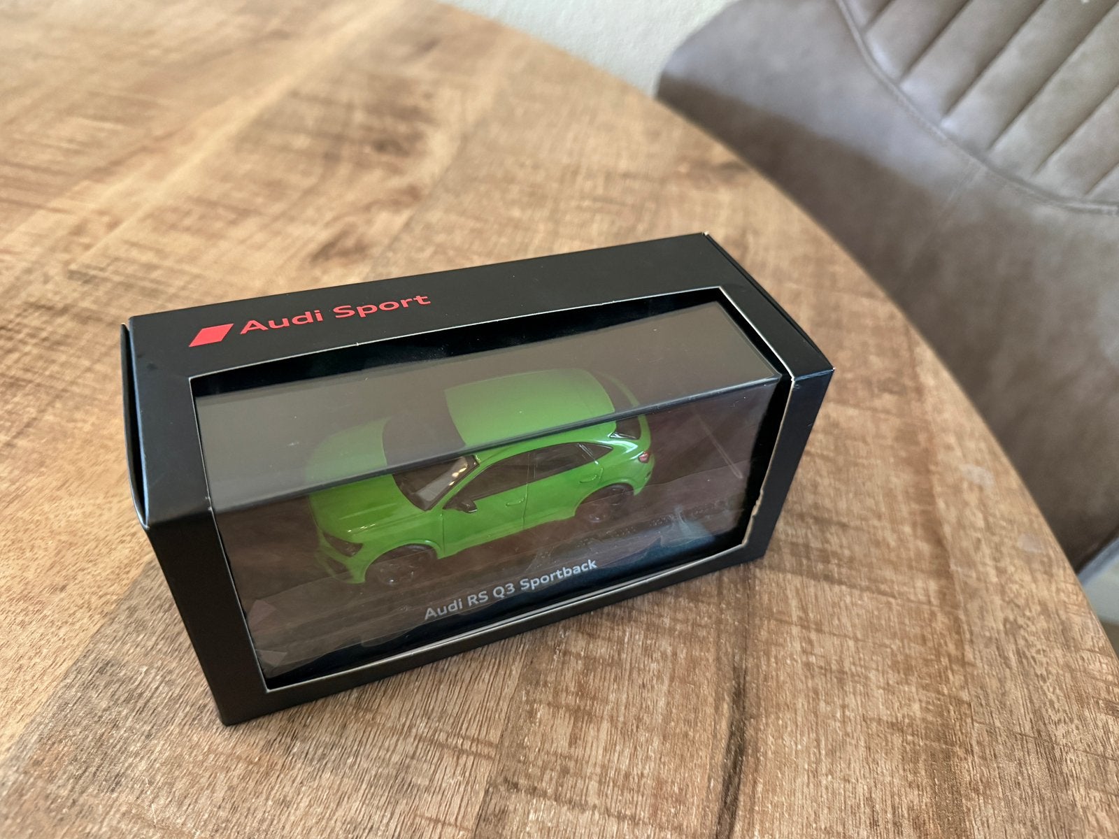 Audi RS Q3 Sportback - Minichamps 1:87, 1:32 tot 1:50, Nieuw, Ophalen of Verzenden, Italeri