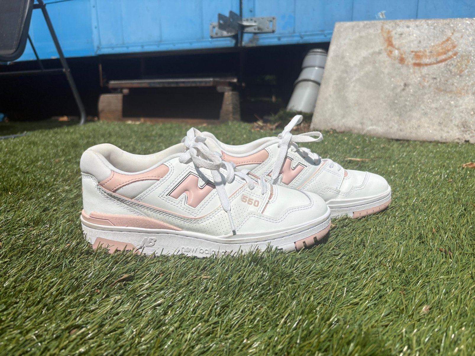 New balance 550, Ophalen, Roze, Sneakers of Gympen, Zo goed als nieuw