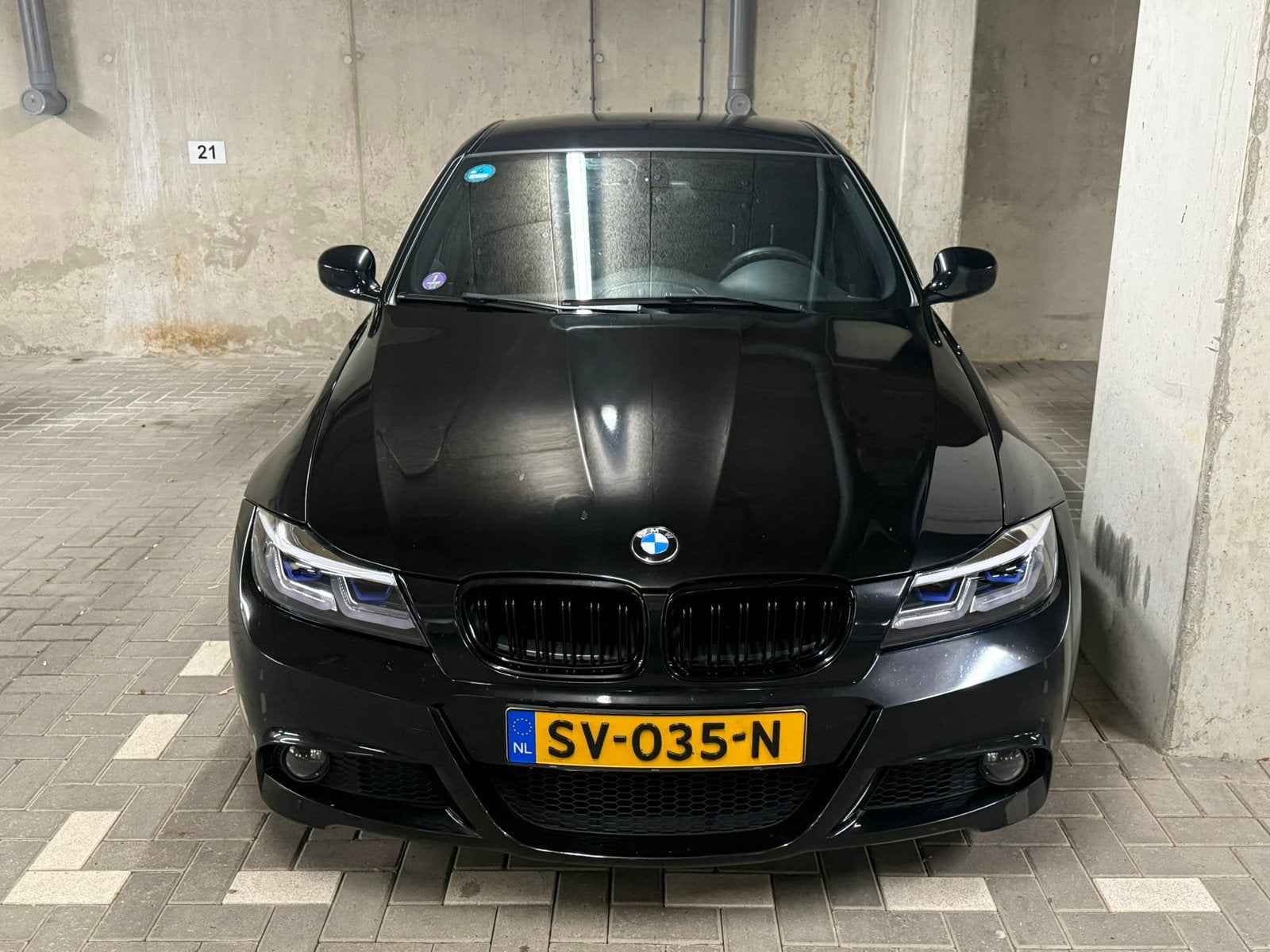 BMW 3-Serie 2.0 I 320 2009 M sport, Achterwielaandrijving, 1995 cc, Zwart, 4 cilinders