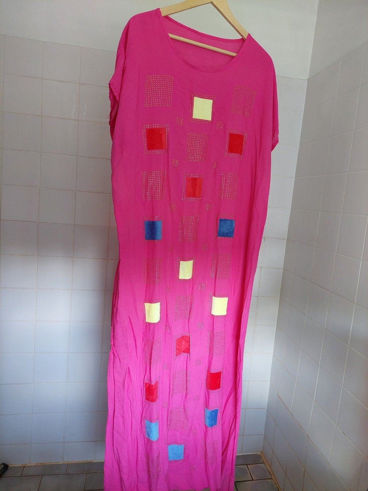 Zelfgemaakte viscose maxi jurk met sjaal - Maat XL, Maat 46/48 (XL) of groter, Ophalen of Verzenden, Gedragen, Onder de knie