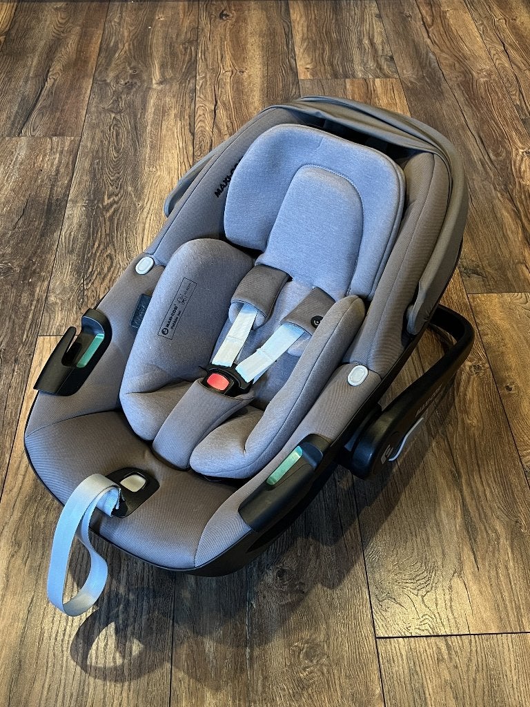 Keurige Maxi Cosi pebble 360, Kinderen en Baby's, Autostoeltjes, Ophalen of Verzenden, Zo goed als nieuw, Isofix, 0 t/m 13 kg