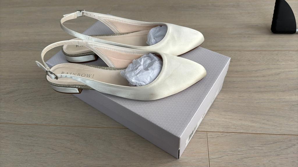 Rainbow trouw pumps mt 42, Ophalen of Verzenden, Gedragen, Overige kleuren