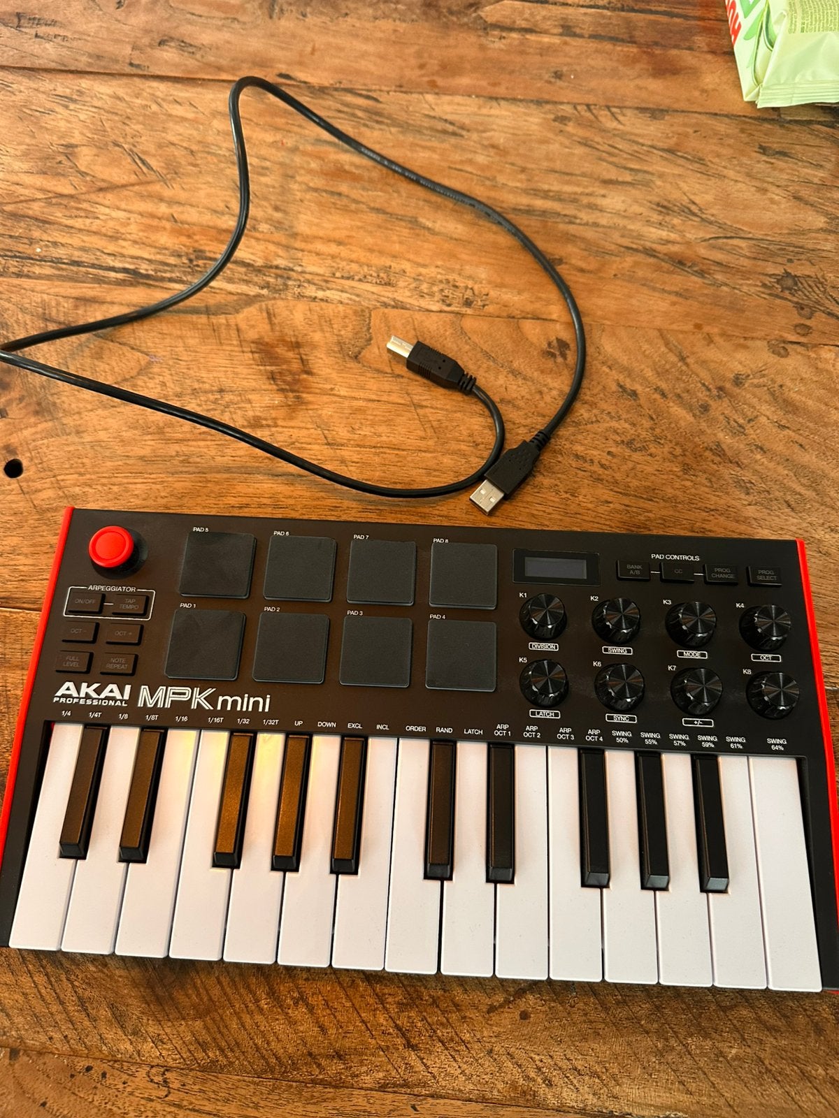Akai mpk mini mk3 midi, Ophalen of Verzenden, Zo goed als nieuw, Overige aantallen, Overige merken