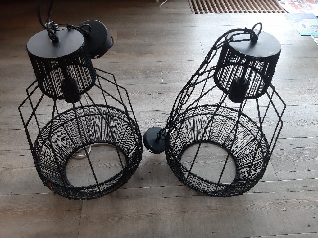 2 grote zwarte metalen lampen voor boven eethoek, Ophalen, Gebruikt, Metaal